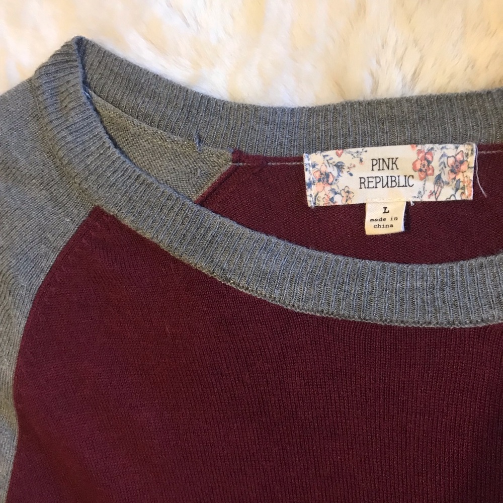 Lightweight Maroon & Gray Sweater - Picture 3 of 4